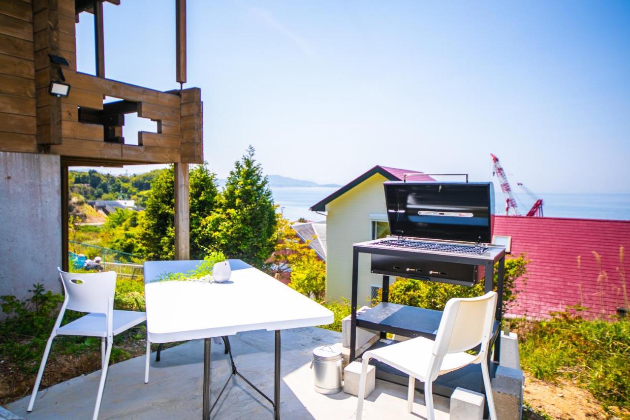Villa Awaji Seaside Log House In Goshiki 1 Sumoto Exterior foto